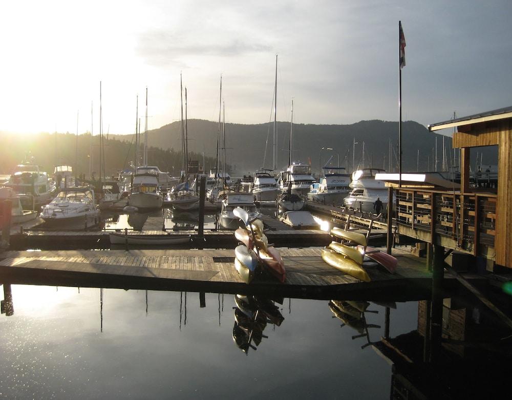 Brentwood Bay Resort&Spa Exterior foto
