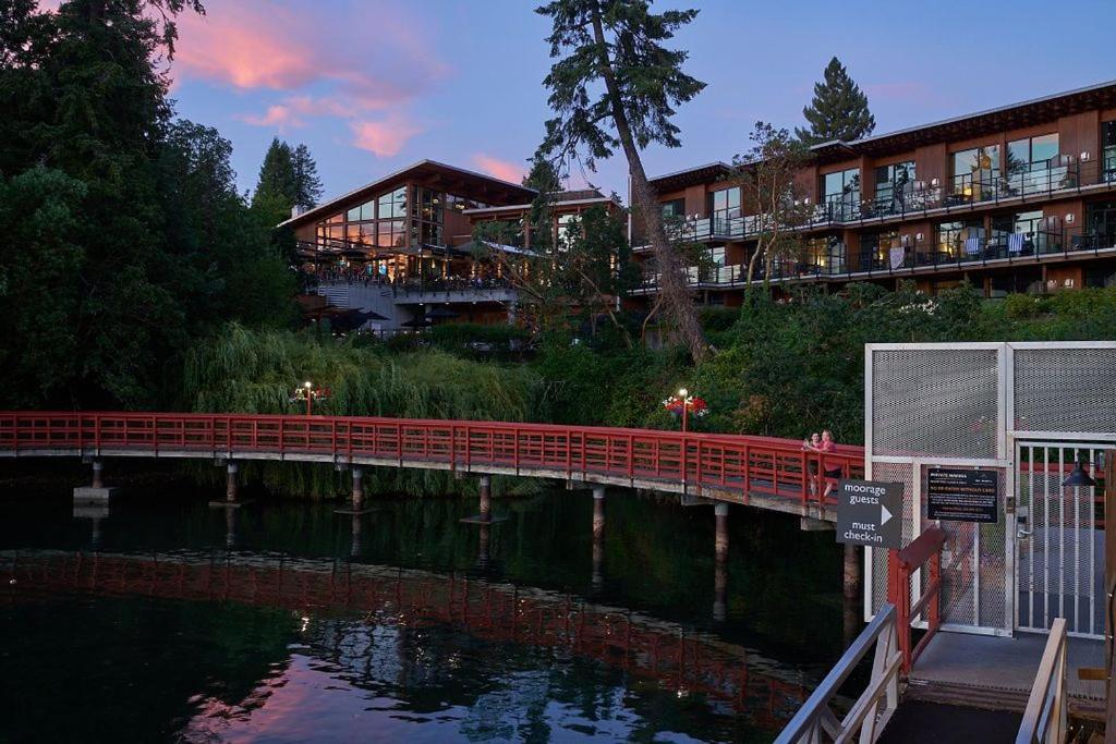 Brentwood Bay Resort&Spa Exterior foto